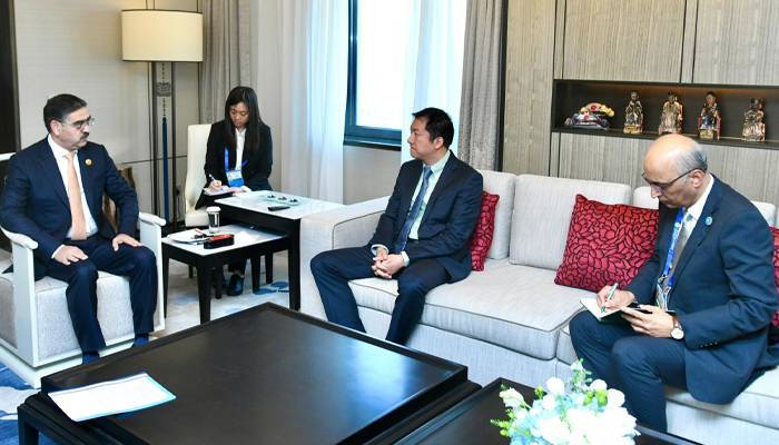 نگران وزیرِ اعظم انوار الحق کاکڑ نے چین کے تھنک ٹینک رین لیبو اور اسکالرز کے وفد سے ملاقات کی