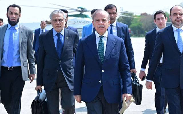 وزیراعظم شہباز شریف 2 روزہ سرکاری دورے پر بیلاروس روانہ ہوگئے