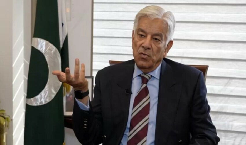 وزیرِ دفاع خواجہ آصف نے کہا ہے کہ لیفٹیننٹ جنرل عاصم ملک کی بطور مشیرِ قومی سلامتی تقرری کا بھارت کے ساتھ مذاکرات سے کوئی تعلق نہیں