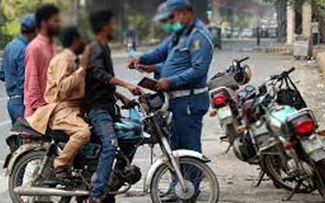 ٹریفک پولیس نے 5بڑی خلاف ورزیوں پر مقدمات کا اندراج کرنا شروع کردیا