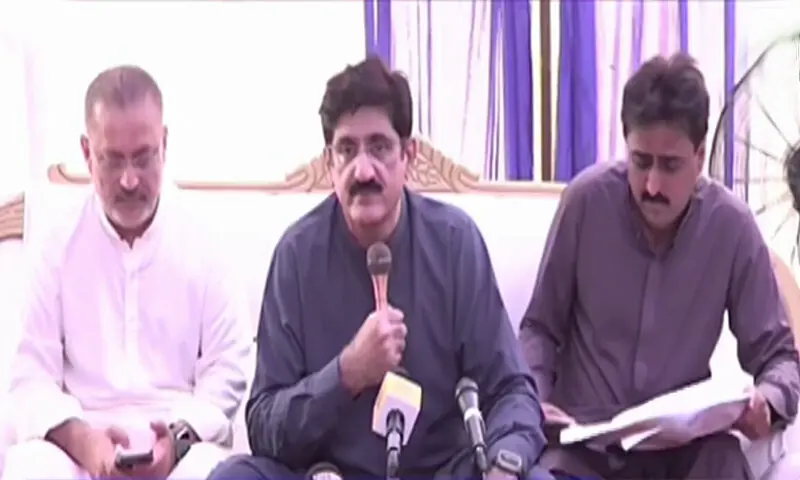 وزیر اعلیٰ سندھ سید مراد علی شاہ کا کہنا ہے 11 لاکھ کیوسک کا ریلا آنے کی پیشگوئی ہے ہمیں سپر فلڈ کی تیاری کرنی ہے
