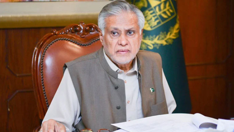 وزیر خارجہ اسحاق ڈار نے کہا ہے کہ پاکستان بھارت کے ساتھ مسئلہ کشمیر سمیت جامع مذاکرات کے لیے تیار ہے