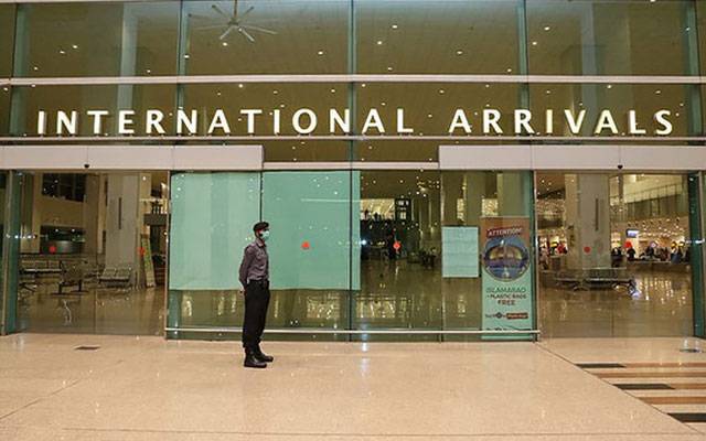 ملک کے تمام بین الاقوامی ہوائی اڈوں پر غیر ملکی مسافروں کی سہولت کیلئے علیحدہ امیگریشن کاؤنٹرز قائم کرنے کا فیصلہ