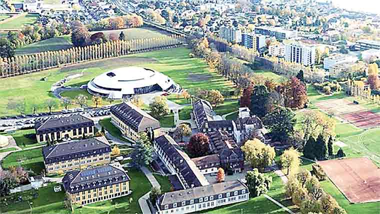 دنیا کے مہنگے ترین اسکول کی فیس دنگ کر دے گی