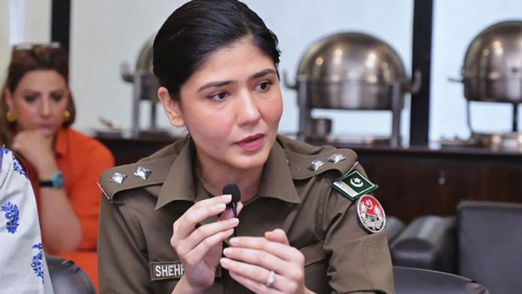 پاکستان کی پہلی خاتون پولیس افسر شہربانو نقوی ایشیا سوسائٹی فیلو شپ کیلیے منتخب
