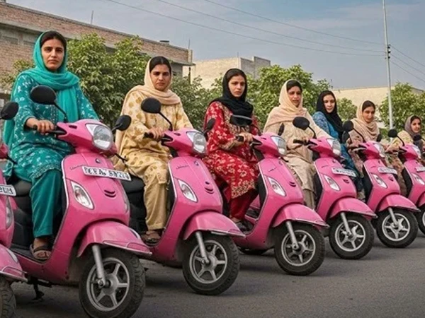 سندھ حکومت نے خواتین اور طالبات کے لیے مفت الیکٹرک اسکوٹیز فراہم کرنے کا حتمی فیصلہ کر لیا