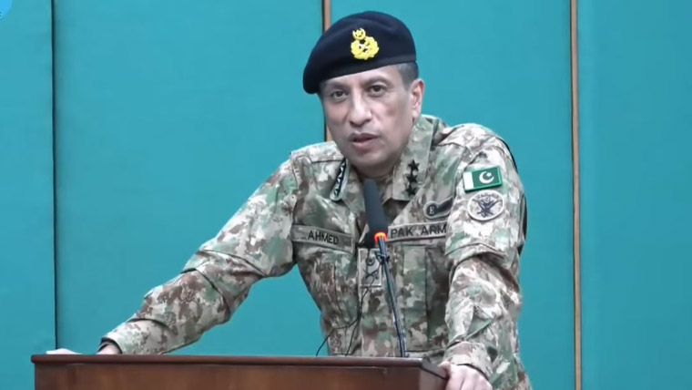 ڈی جی آئی ایس پی آر کی کنیئرڈ کالج فار وومن یونیورسٹی میں اساتذہ و طالبات سے خصوصی ملاقات