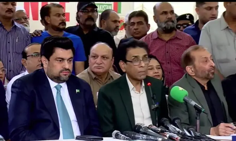 کراچی سے 17 سالہ جعلی حکومت کا خاتمہ ہونا چاہیے خالد مقبول صدیقی