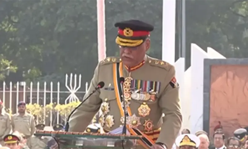 راولپنڈی جنرل ساحر شمشاد مرزا کے اعزاز میں الوداعی تقریب گارڈ آف آنر پیش کیا گیا