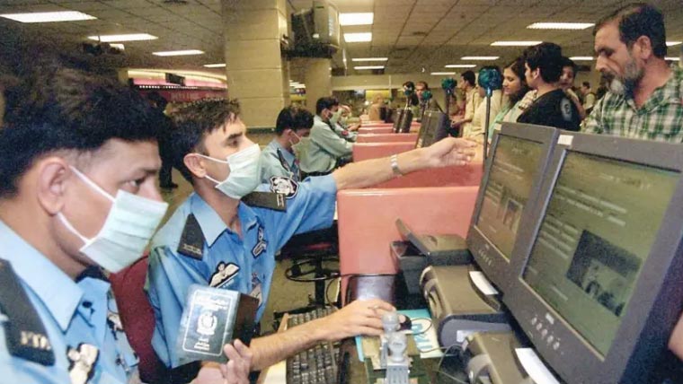 ایف آئی اے کے اختیارات میں اضافہ ویزا کے باوجود مسافروں کی جانچ پڑتال لازمی