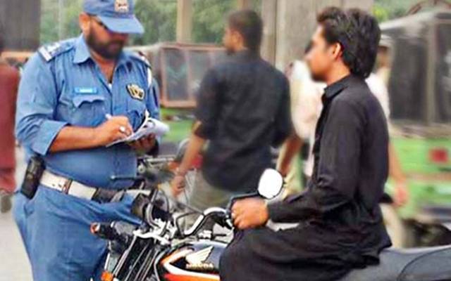 ٹریفک قوانین کی خلاف ورزی کرنے والوں کے لیے بڑا اعلان