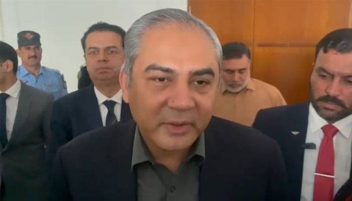 ٹیم کے خدشات دور کیے فیلڈ مارشل نے خود سری لنکا کے وزیر دفاع سے بات کرکے انہیں آمادہ کیا محسن نقوی