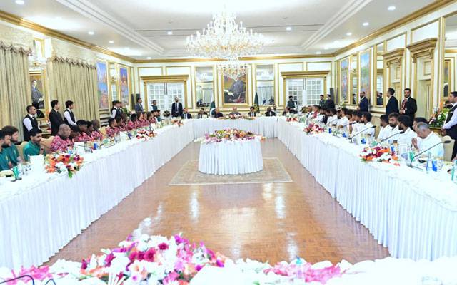وزیراعظم شہباز شریف کی جانب سے وزیراعظم ہاؤس اسلام آباد میں ٹرائی نیشن سیریز میں شریک پاکستان سری لنکا اور زمبابوے کی کرکٹ ٹیموں کے اعزاز میں ظہرانہ