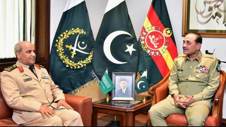 فیلڈ مارشل سے رائل سعودی لینڈ فورز کے کمانڈر کی ملاقات دوطرفہ دفاعی تعاون پر تبادلہ خیال