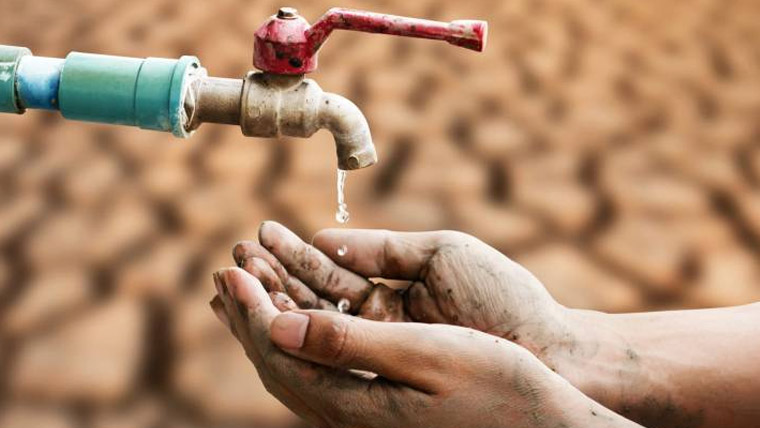 پاکستان میں 80 فیصد آبادی کو پینے کیلئے صاف پانی دستیاب نہیں ہے ایشیائی ترقیاتی بینک کی واٹر ڈویلپمنٹ رپورٹ میں انکشاف