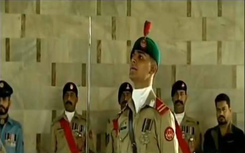 قائداعظم کا149 واں یوم پیدائش پر مزار قائد پر گارڈز کی تبدیلی کی پروقار تقریب