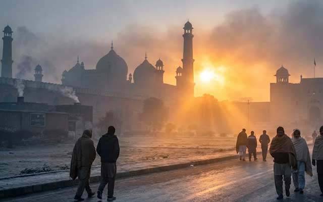 دنیا بھر میں سالِ نو کے ویلکم کی تیاریاں عروج پر ہیں جبکہ پاکستان میں بھی 2025ء کے آخری سورج نے کرنیں بکھیر دی ہیں