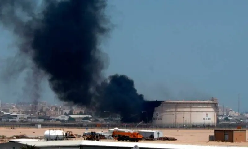 کویت 2 آئل ریفائنریز پر ڈرون حملوں کے بعد آگ بھڑک اٹھی