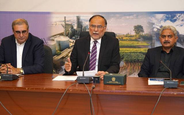 آنے والے دنوں میں یہ واضح ہو جائے گا کہ تیل کی قیمت چند ماہ میں کس حد تک بڑھتی ہے احسن اقبال