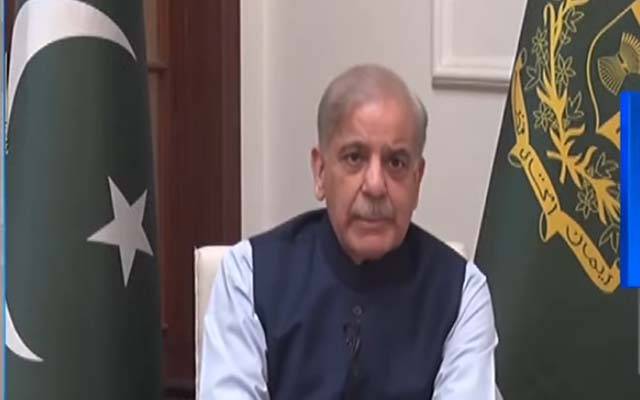 وزیر اعظم کا عید پر بڑا تحفہ پیٹرولیم مصنوعات کی قیمتیں نہ بڑھانے کا فیصلہ