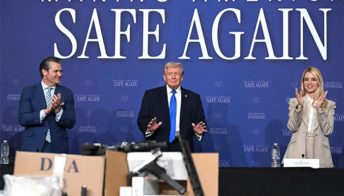 ایرانی آج زندہ ہیں تو اس کی واحد وجہ مذاکرات ہیں امریکی صدر ٹرمپ