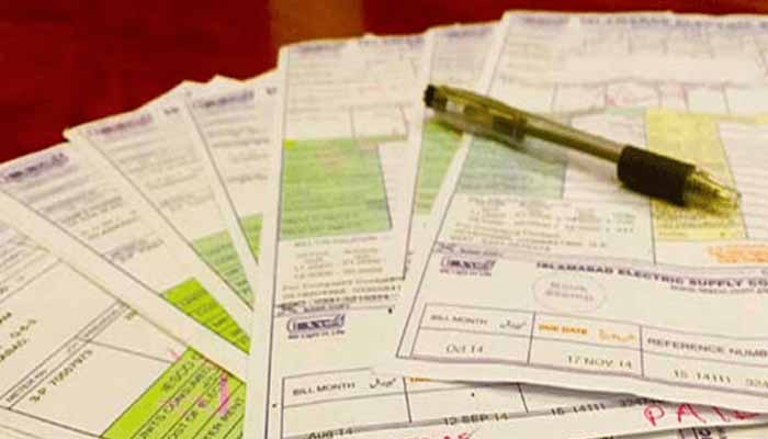 بجلی صارفین اپریل میں 14.37 ارب کا اضافی بوجھ برداشت کریں گے