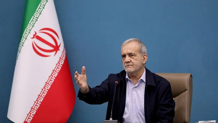 ایک کروڑ 40لاکھ سے زائد ایرانی وطن کے دفاع میں جانیں قربان کرنےکیلئے تیار ہیں مسعود پزشکیان