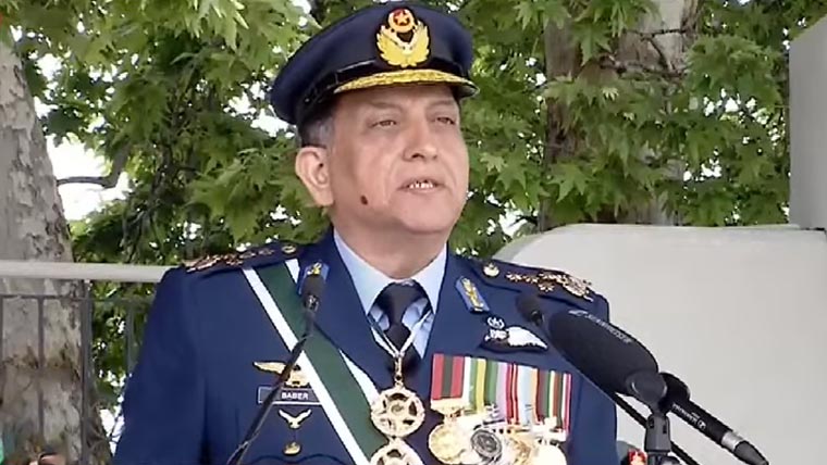 پاک فضائیہ کے سربراہ ایئر چیف مارشل ظہیر احمد بابر نے کہا ہے کہ پاکستان مذاکرات پر یقین رکھنے والا پرامن ملک ہے