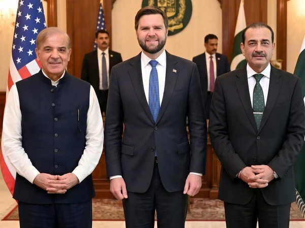 ایران امریکا مذاکرات میں پاکستان نے اہم اور مثبت کردار ادا کیا امریکی نائب صدر