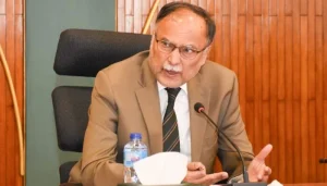 امید ہے 2035ء تک پاکستان 1 ٹریلین کی اکانومی بن سکے گا احسن اقبال