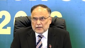 کراچی کو وفاق کے ماتحت کرنے کی کوئی تجویز زیر غور نہیں احسن اقبال