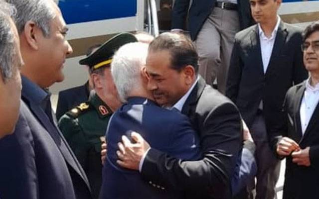 فیلڈ مارشل سید عاصم منیر تہران پہنچ گئے ایرانی وزیر داخلہ اور دیگر حکام نے استقبال کیا