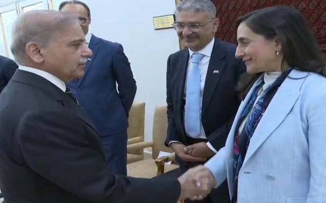 کینیڈا کی وزیر خارجہ کی وزیر اعظم سے ملاقات تجارت، سرمایہ کاری ختلف شعبوں میں تعاون کے فروغ پر اتفاق