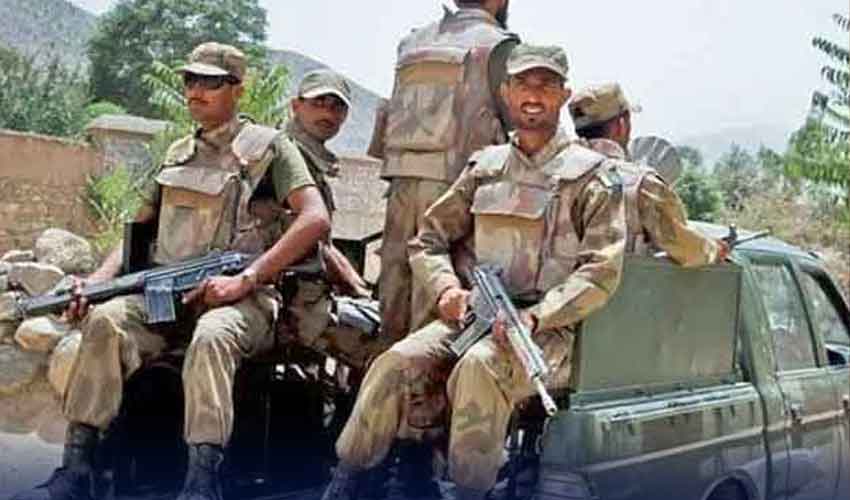 وانا میں دہشت گردی کی بڑی کوشش ناکام خودکش گاڑی تباہ ایک خارجی ہلاک 5 زخمی
