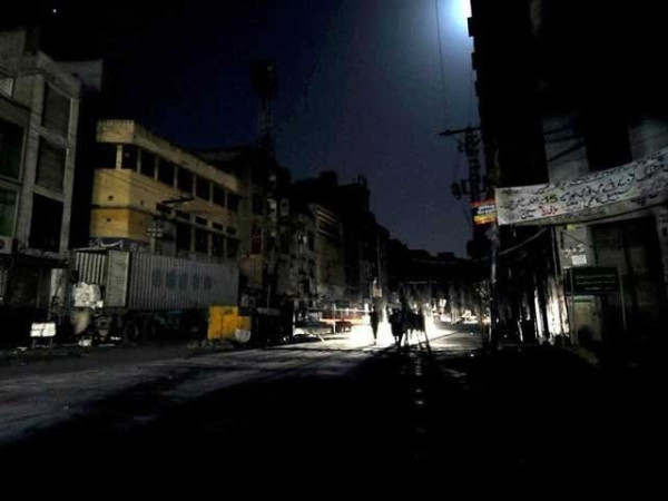 ملک میں بجلی کا شارٹ فال 4 ہزار میگا واٹ سے تجاوز کرگیا