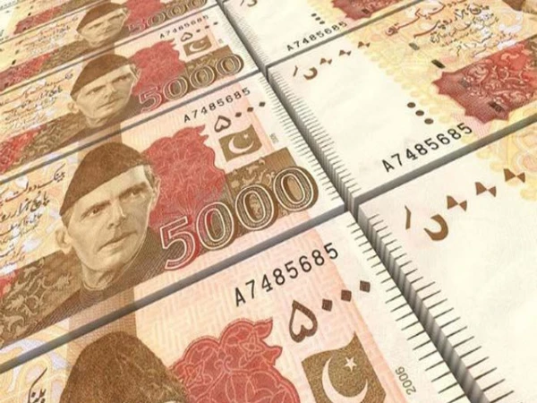 ملکی قرضوں پر 5 برس کے دوران 32 ہزار ارب روپے سود ادا کیا گیا وزارت خزانہ