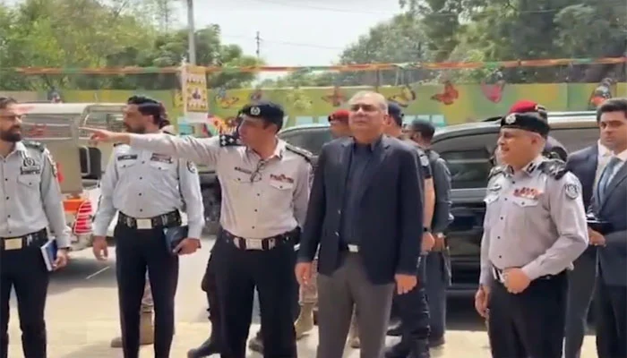 پاکستان کا سب سے بڑا خدمت مرکز کراچی میں قائم ہوگا محسن نقوی