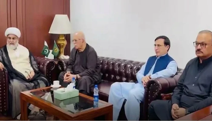 پی ٹی آئی کور کمیٹی کے اجلاس کی اندرونی کہانی