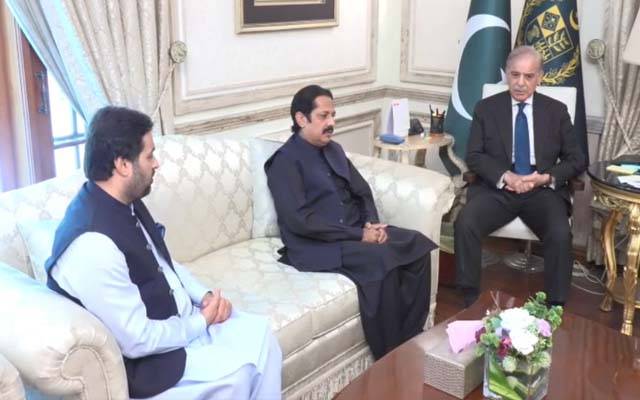 وزیراعظم سے ڈپٹی اسپیکر پنجاب اسمبلی ملک ظہیر اقبال چنڑ اور رکن قومی اسمبلی ملک منیر اقبال چنڑ کی ملاقات